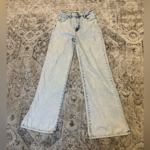 Risen Jeans - Picture 1 of 5